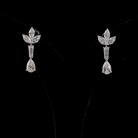 3.09 CTTW Pear Natural Diamond Hanging Earring Size 45 (F Color and SI1 Clarity)