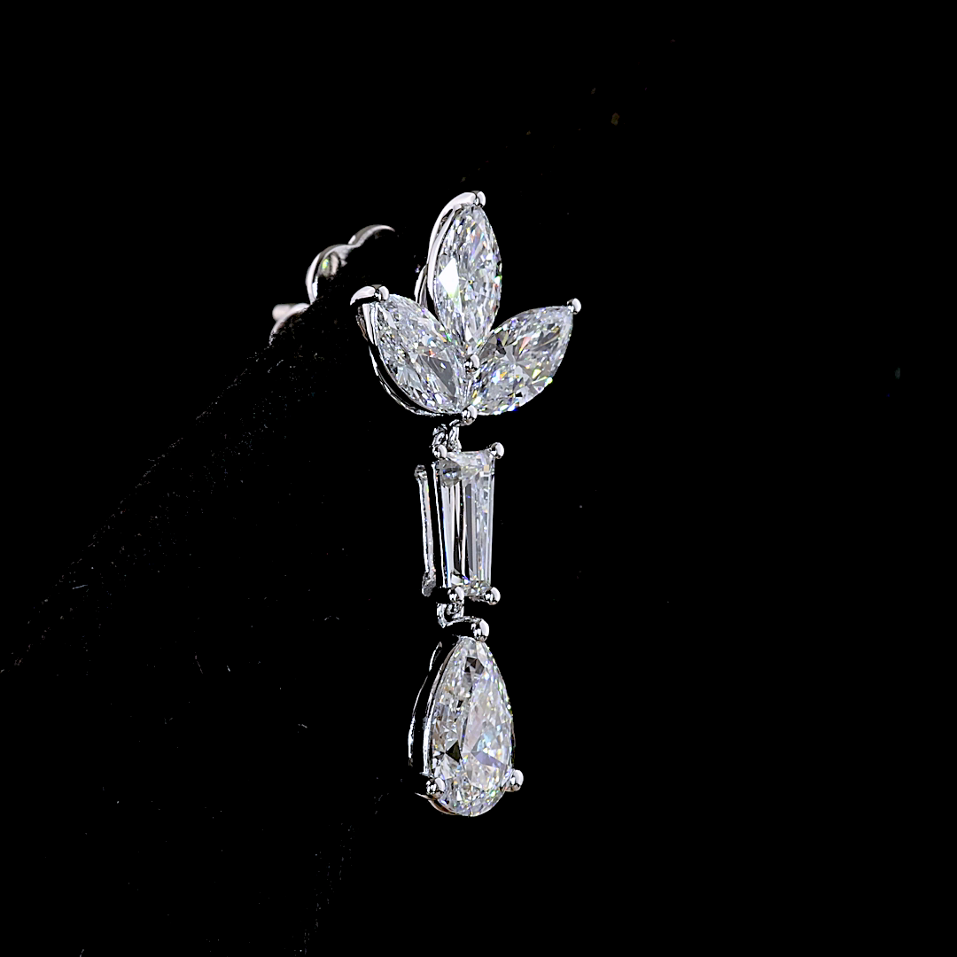 3.09 CTTW Pear Natural Diamond Hanging Earring Size 45 (F Color and SI1 Clarity)