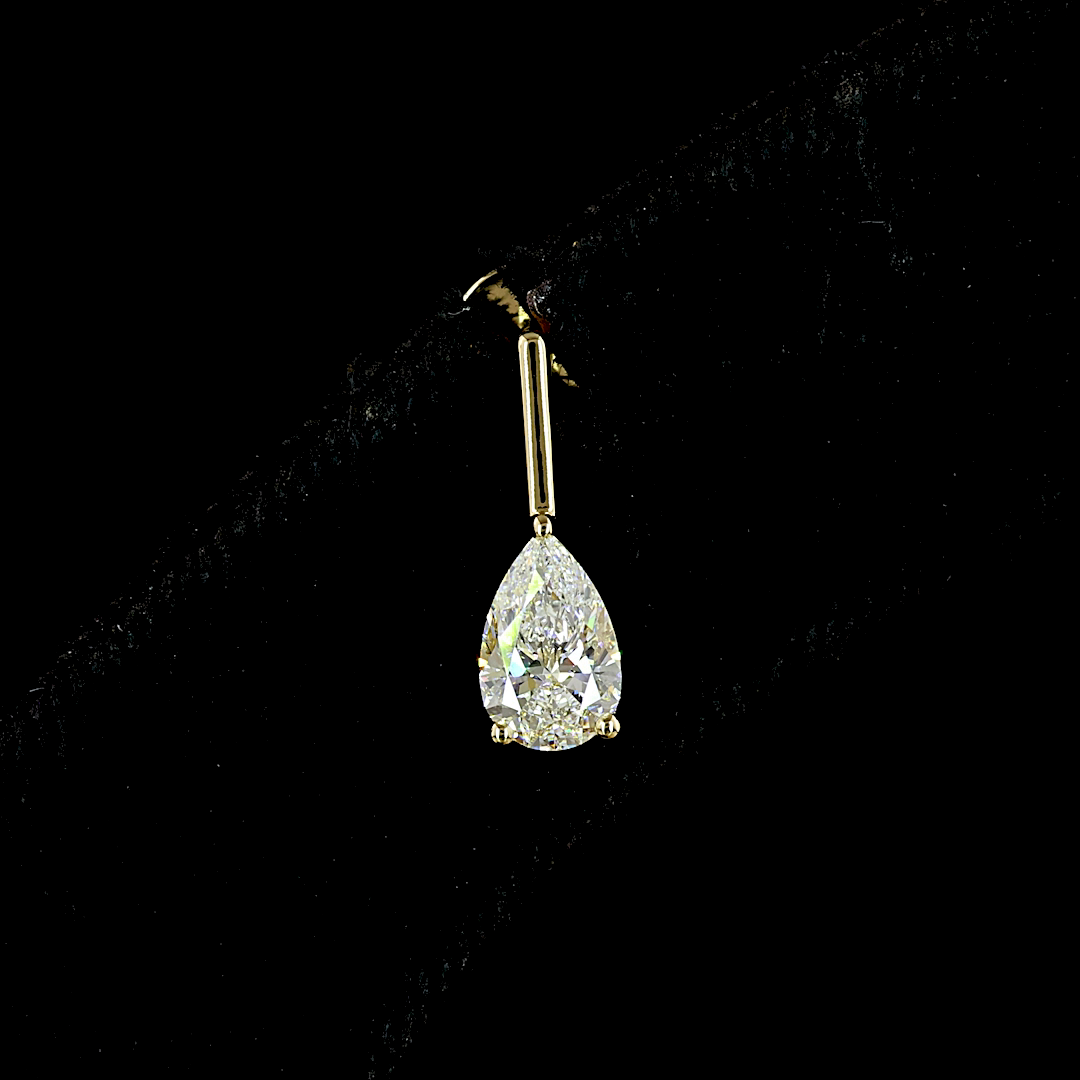 1.68 CTTW Pear Lab Diamond Hanging Earring (E Color and VS Clarity)