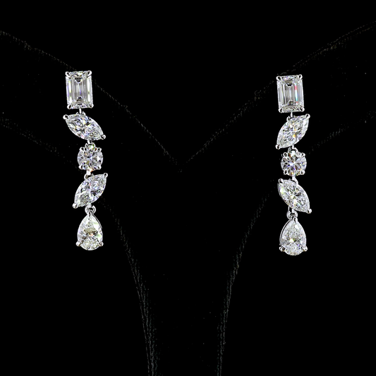 7.45 CTTW MIX Lab Diamond Hanging Earring (Fancy Vivid Green Color and VS1 Clarity)