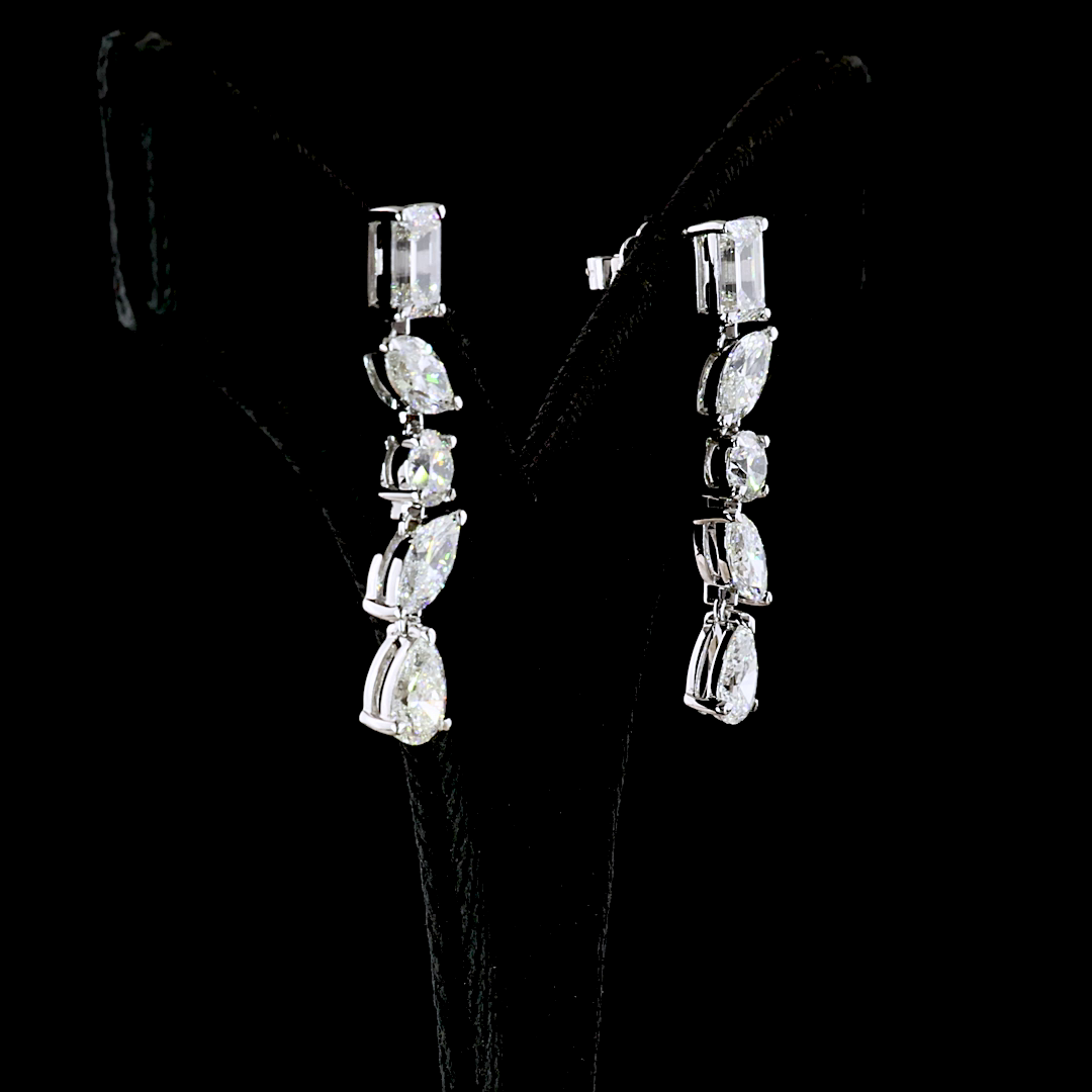7.45 CTTW MIX Lab Diamond Hanging Earring (Fancy Vivid Green Color and VS1 Clarity)