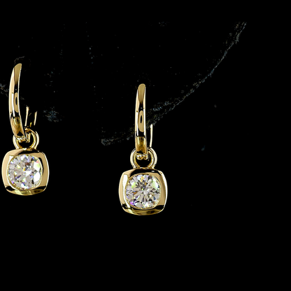 1.05 CTTW Round Lab Diamond Hanging Earring (E Color and VS1 Clarity)
