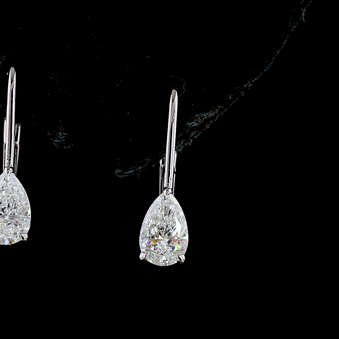 0.99 CTTW Pear Lab Diamond Hanging Earring (E Color and VS1 Clarity)