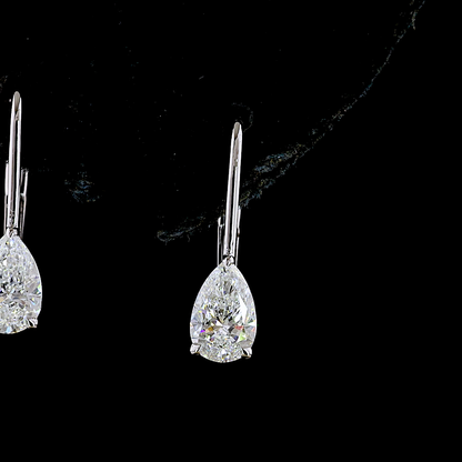 0.99 CTTW Pear Lab Diamond Hanging Earring (E Color and VS1 Clarity)