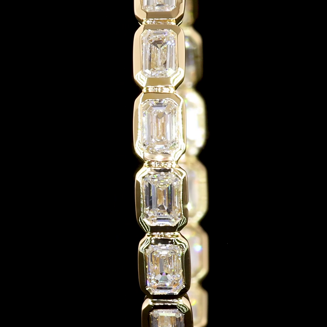 2.95 CTTW Emerald Lab Grown Diamond Hoops Earring 28mm (F Color and VS2 Clarity)