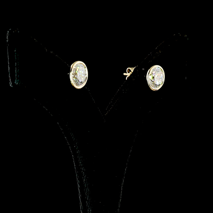 4.02 CTTW Round Lab Diamond Studs Earring (F Color and VS1 Clarity)
