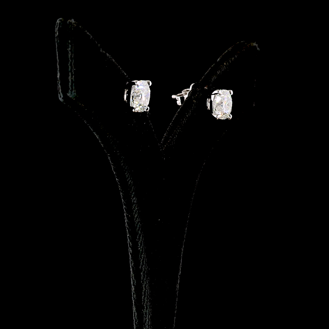 4.12 CTTW Square Cushion Brilliant Lab Diamond Studs Earring (F Color and VS1 Clarity)