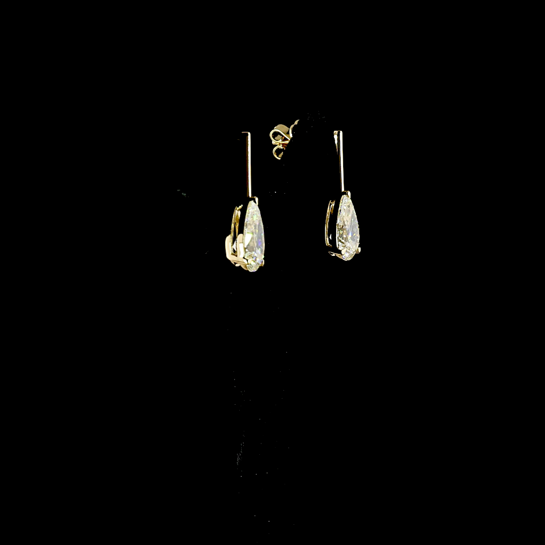 4.04 CTTW Pear Lab Diamond Hanging Earring (F Color and VS1 Clarity)