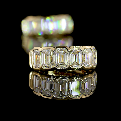 2.04 CTTW Emerald Natural Diamond Huggies Earring 13.52mm (H Color and SI Clarity)