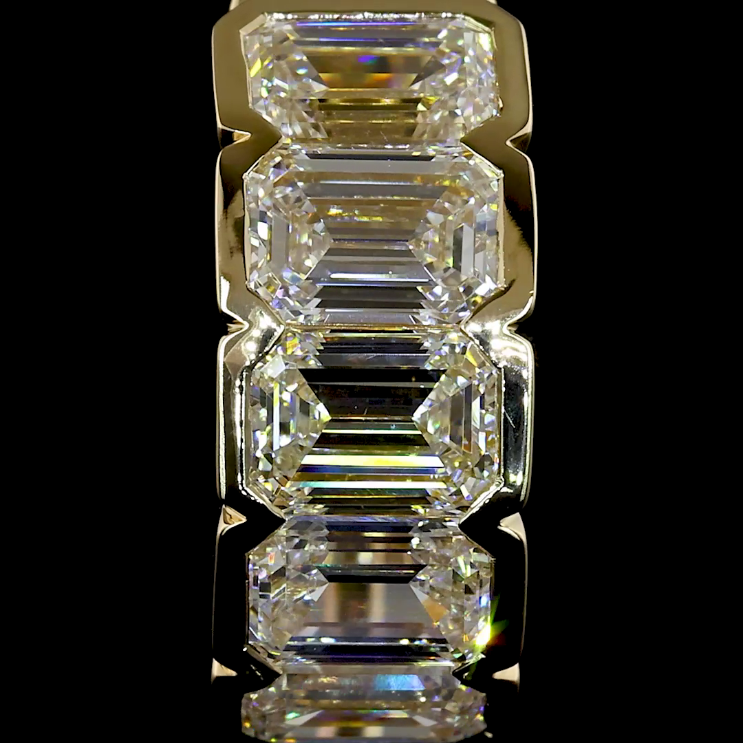 3.03 CTTW Emerald Natural Diamond Huggies Earring 14.33mm (H Color and SI Clarity)