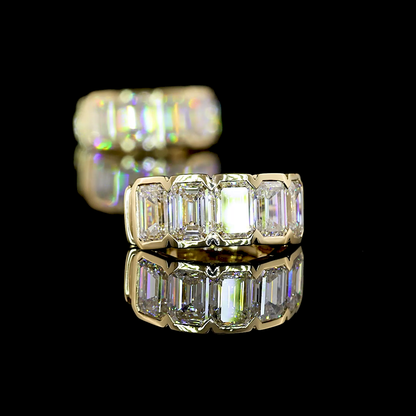 3.03 CTTW Emerald Natural Diamond Huggies Earring 14.33mm (H Color and SI Clarity)