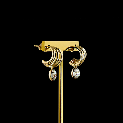 2.05 CTTW Round Lab Diamond Hanging Earring (D/E Color and VVS2 Clarity)