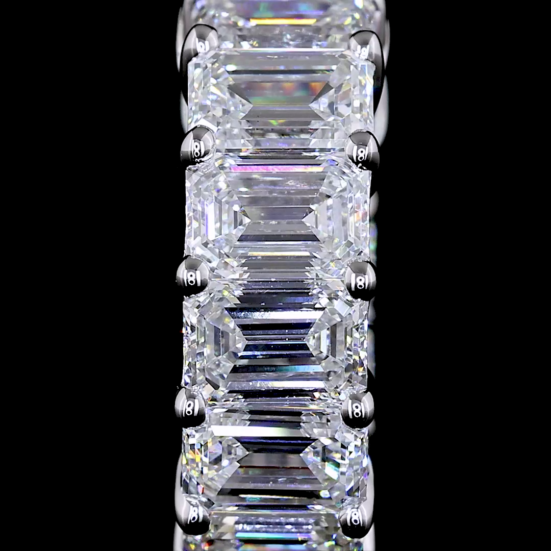4.01 CTTW Emerald Lab Grown Diamond Huggies Earring 15.15mm (E Color and VS1 Clarity)