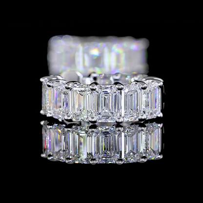 4.01 CTTW Emerald Lab Grown Diamond Huggies Earring 15.15mm (E Color and VS1 Clarity)