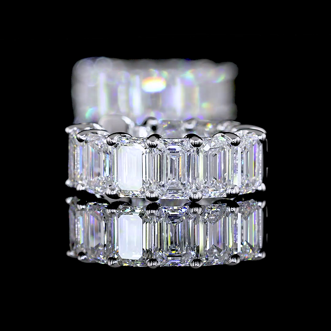 3.91 CTTW Emerald Lab Grown Diamond Huggies Earring 15.15mm (E Color and VS1 Clarity)