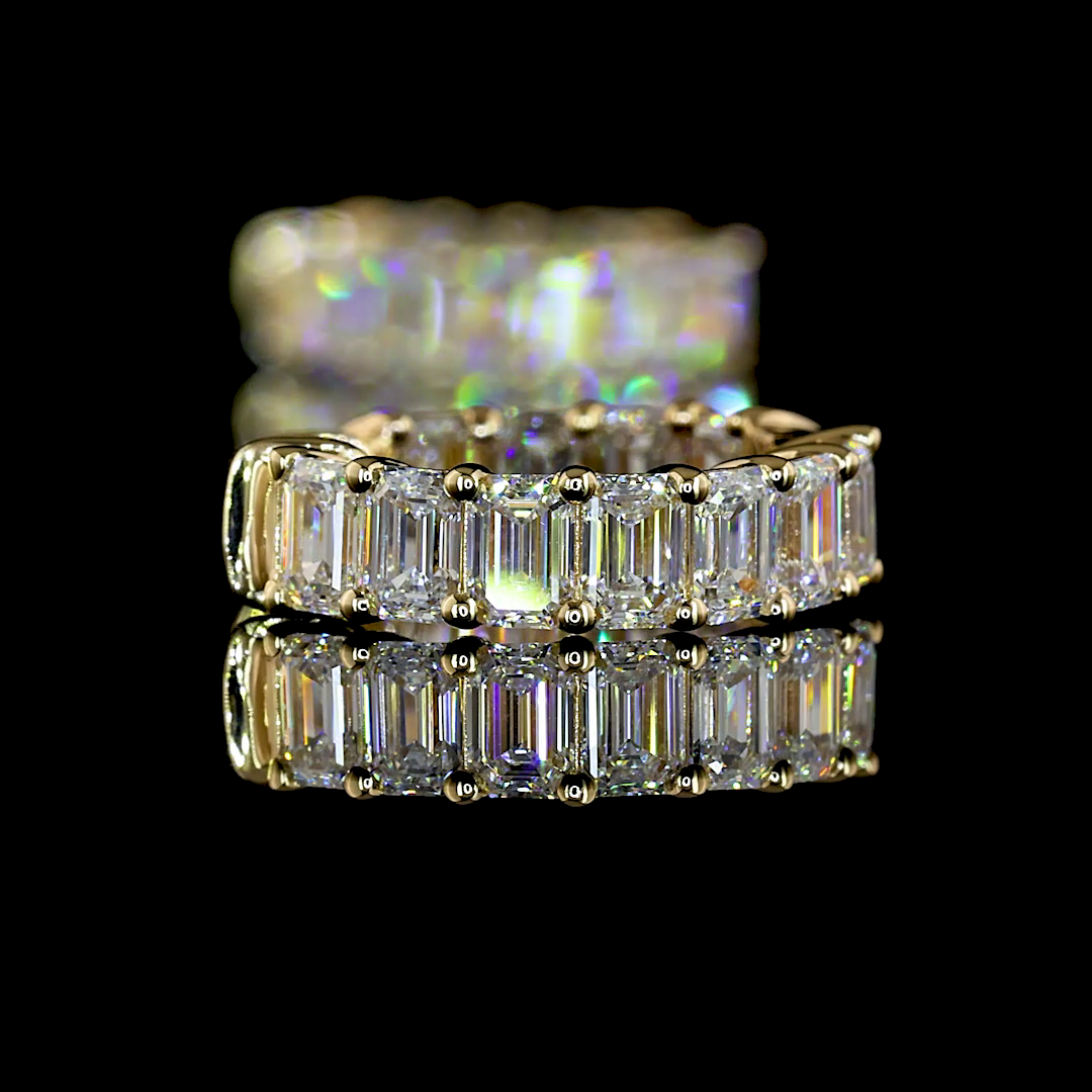 1.93 CTTW Emerald Lab Grown Diamond Huggies Earring 13.9mm (E Color and VS1 Clarity)