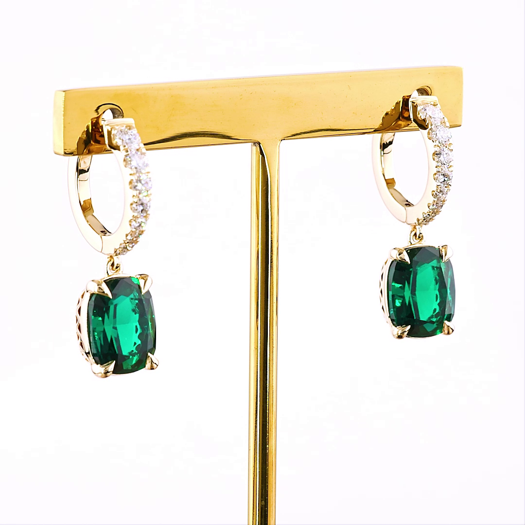 5.09 CTTW Cushion Brilliant Lab Diamond Hanging Earring (Green Emerald Color and VS Clarity)