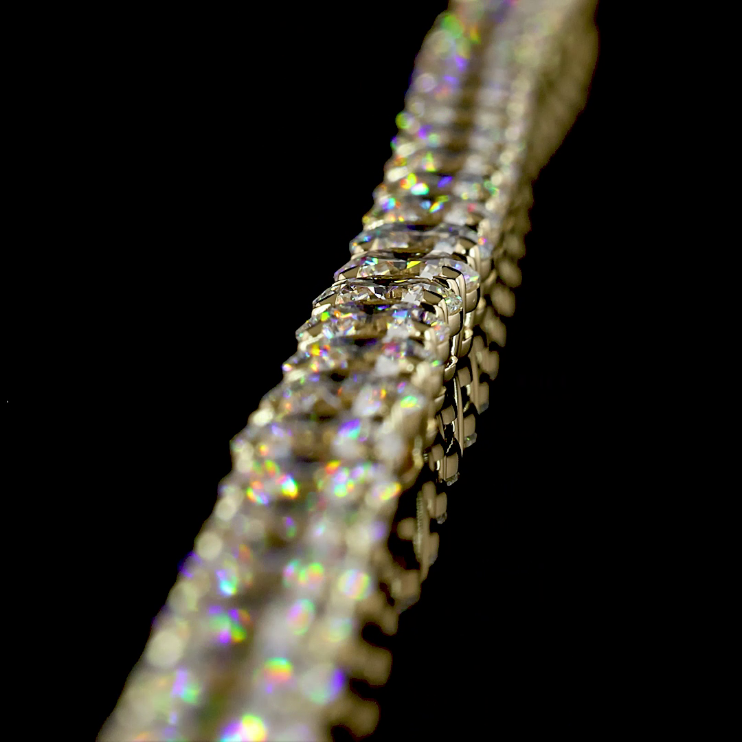 46.80 CTTW Pear Lab Diamond Special Necklace (F Color and VS1 Clarity)