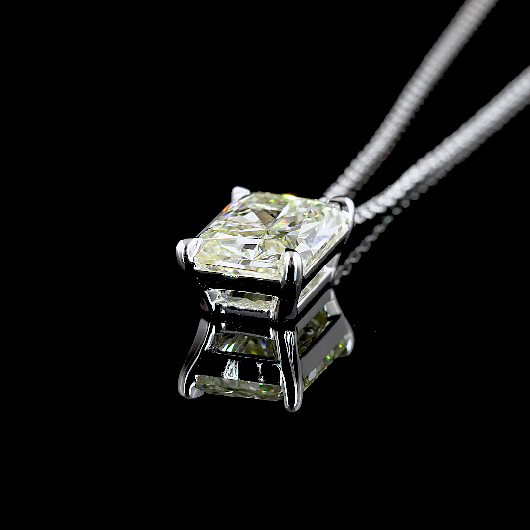 3.03 CT Radiant Lab Grown Diamond Solitaire Necklace Pendant 18" (VS2 Clarity)