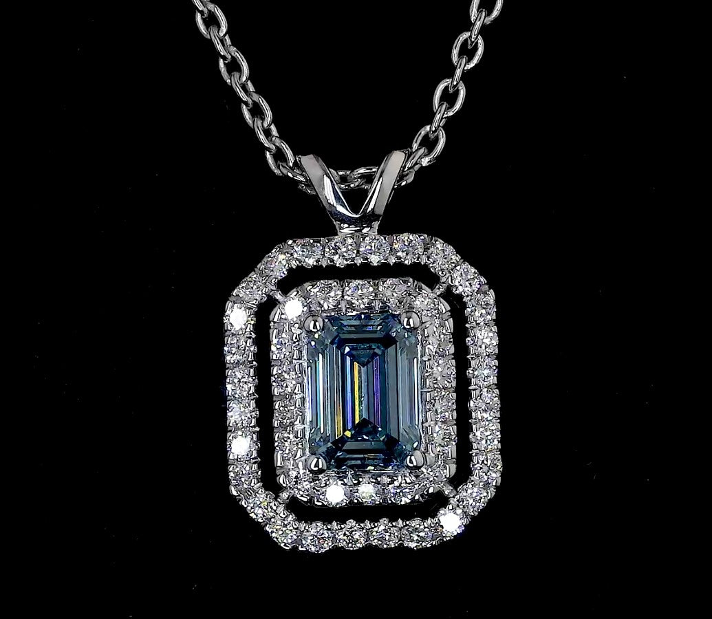 0.74 CTTW Emerald Lab Grown Diamond Double Halo Necklace Pendant (VVS2 Clarity)