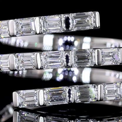 1.02 CTTW Emerald Lab Diamond Special Ring (E Color and VS1 Clarity)